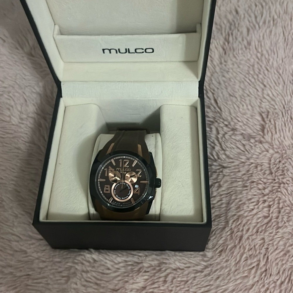new battery mulco brand hand watch with box